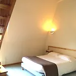 酒店 Hotel-restaurant Le Calice Du Gevaudan - A75 3*