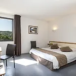 Hotel-restaurant Le Calice Du Gevaudan - A75 Hotel
