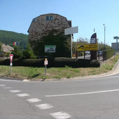Hotel-Restaurant Le Calice Du Gevaudan - A75 Hotel Banassac