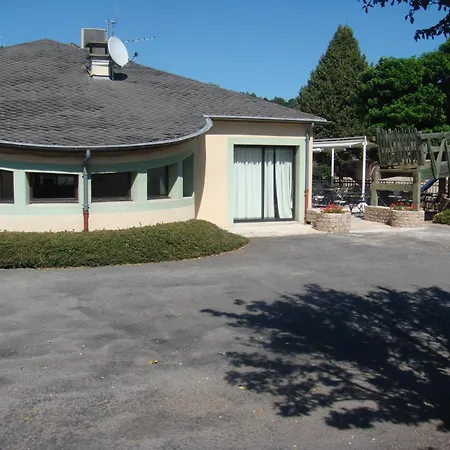 Hotel Hotel-Restaurant Le Calice Du Gevaudan - A75 Banassac