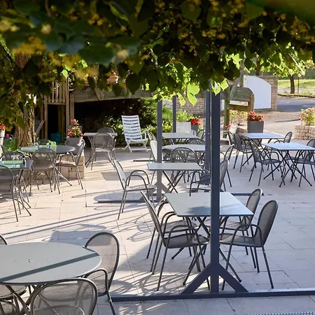 Hôtel-restaurant Le Calice Du Gevaudan - A75
