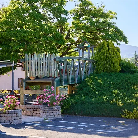 Hotel-Restaurant Le Calice Du Gevaudan - A75