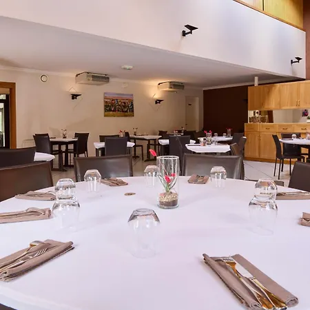 Hotel Hotel-Restaurant Le Calice Du Gevaudan - A75 Banassac