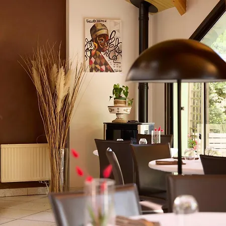 Hôtel-restaurant Le Calice Du Gevaudan - A75
