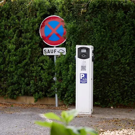 Hotel-restaurant Le Calice Du Gevaudan - A75