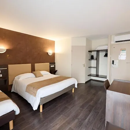 Hotel Hôtel-restaurant Le Calice Du Gevaudan - A75 Banassac