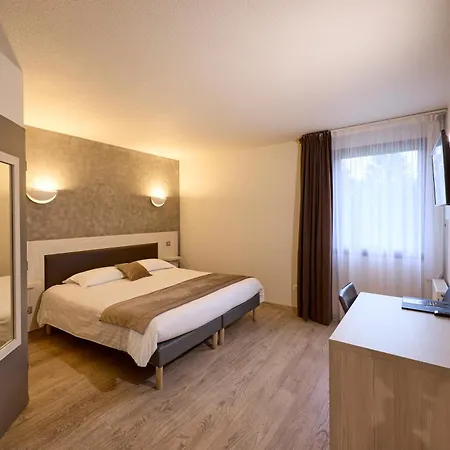 Hotel Hôtel-restaurant Le Calice Du Gevaudan - A75 3*