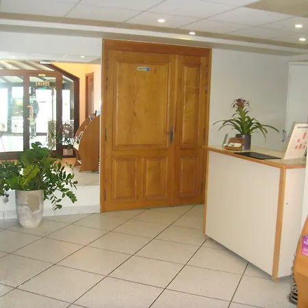 Hotel-restaurant Le Calice Du Gevaudan - A75