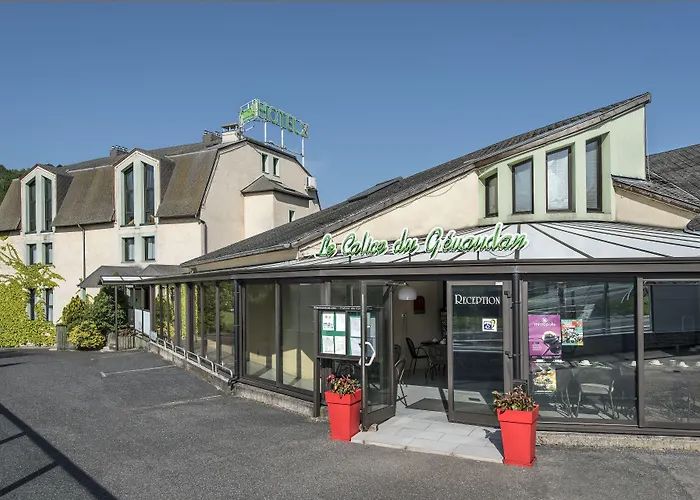 Hotel-restaurant Le Calice Du Gevaudan - A75 3*